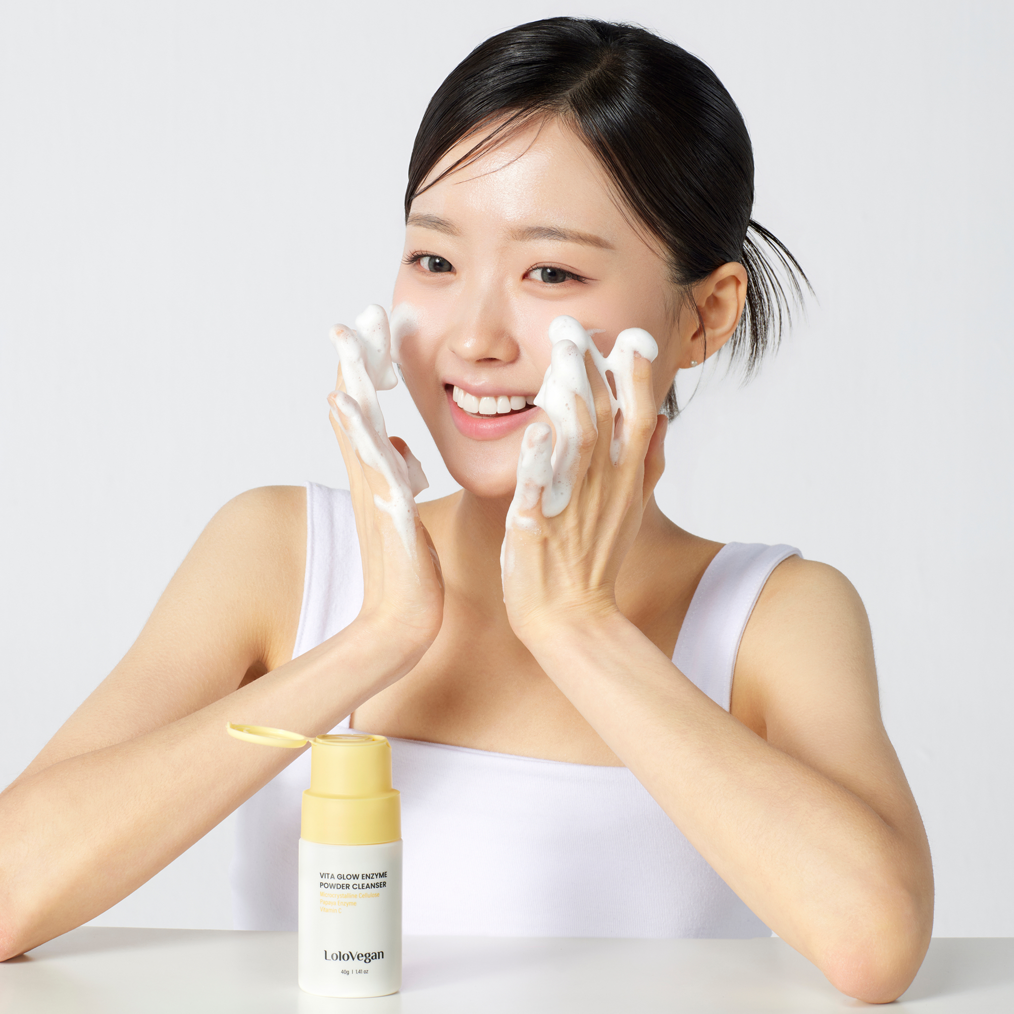 LOLOVEGAN Vita Glow Enzyme Powder Cleanser 40 g / 1.41 oz